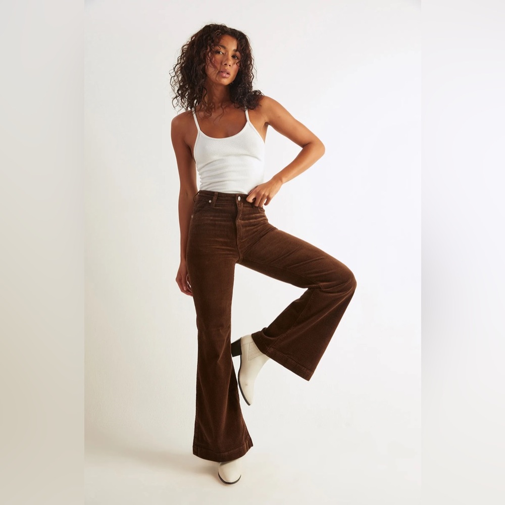 Rolla’s Eastcoast Flare - Brown Cord